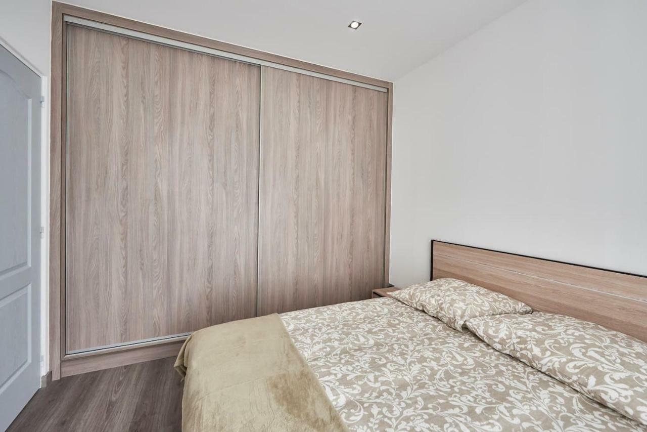 A L'Ombre Du Pin "1" - Ground-Floor T3 Near Disneyland And Paris, 1-6 Guests Le Pin  Εξωτερικό φωτογραφία