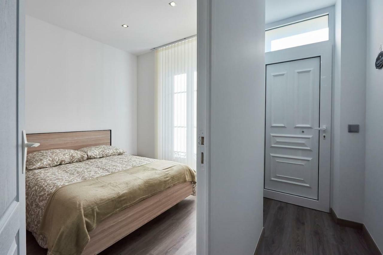 A L'Ombre Du Pin "1" - Ground-Floor T3 Near Disneyland And Paris, 1-6 Guests Le Pin  Εξωτερικό φωτογραφία
